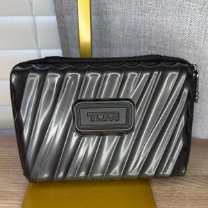 Tumi Amenity Case